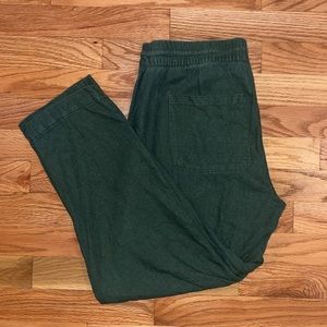 Old Navy green cropped linen pants